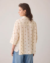 Afbeelding in Gallery-weergave laden, 3/4 sleeve blouse Scattered Emboideryy 2s3054-11624 000122 - Ivory
