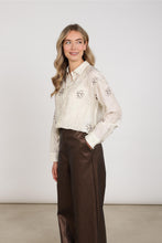 Afbeelding in Gallery-weergave laden, AaliyaBlouseEmbroideryNKF0215217OffWhite__2
