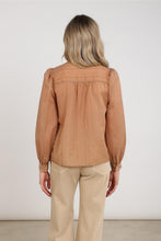 Afbeelding in Gallery-weergave laden, AlbertaBlouseBowStripeNKF02102335Toffee__3
