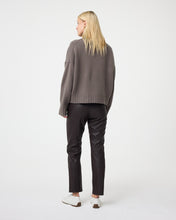 Afbeelding in Gallery-weergave laden, Alix Pants 252P091 202 Choco
