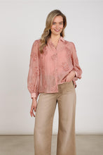 Afbeelding in Gallery-weergave laden, AntonellaBlousePailletFlowerNKF02156336Rose__1

