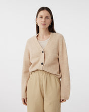 Afbeelding in Gallery-weergave laden, Ariel Cardigan 251P017 251 Sand
