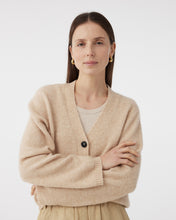 Afbeelding in Gallery-weergave laden, Ariel Cardigan 251P017 251 Sand
