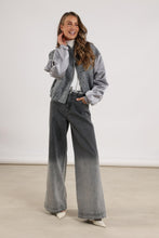 Afbeelding in Gallery-weergave laden, Baltimore Jacket Satin NKF13057 21 Light grey
