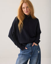 Afbeelding in Gallery-weergave laden, BatwingsweaterSoftmelangeknit7s8043-70088000495-Midnightblue__1
