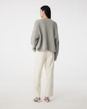 Afbeelding in Gallery-weergave laden, BeckyCardigan111P01132DustyGrey__3
