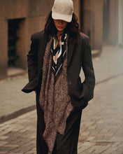 Afbeelding in Gallery-weergave laden, BlazerPinstripe1s1268-12342000754-Darkchocolate__3
