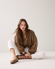 Afbeelding in Gallery-weergave laden, BlouseRamie2s3508-12462000763-Darkclay__3
