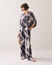 Afbeelding in Gallery-weergave laden, BlouseTiedyecotton2s3499-12458000413-BlueNoir__3
