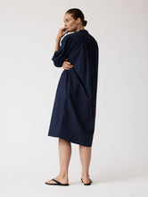Afbeelding in Gallery-weergave laden, Camellia Dress QD0115 Q58 Navy
