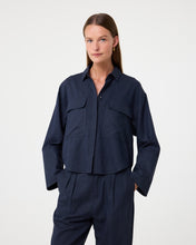 Afbeelding in Gallery-weergave laden, Cara Blouse 252P192 412 Night Blue
