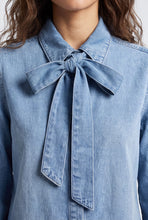 Afbeelding in Gallery-weergave laden, DaisyBlouseCR0724416LightBlue__2
