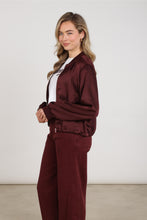 Afbeelding in Gallery-weergave laden, DenaJacketShinyNKF13127333Cherry__2
