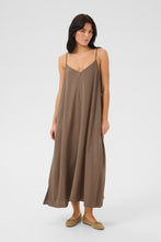 Afbeelding in Gallery-weergave laden, DiasMW Nelly Strap Jurk 10705116 181112 Walnut
