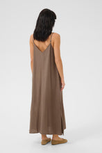 Afbeelding in Gallery-weergave laden, DiasMW Nelly Strap Jurk 10705116 181112 Walnut
