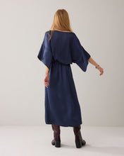 Afbeelding in Gallery-weergave laden, DressHeavysilkytouch5s1651-12084000480-Navynoir__2
