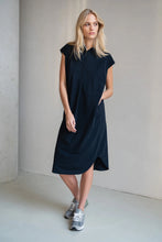 Afbeelding in Gallery-weergave laden, Dress S25N1596 55 navy

