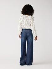 Afbeelding in Gallery-weergave laden, Elise RT0112 A03 Very white

