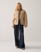 Afbeelding in Gallery-weergave laden, JacketBondedteddy1s1312-12512000708-Lighttaupe__2
