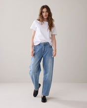 Afbeelding in Gallery-weergave laden, JeanscocoonlegVintagecottontwill4s2746-5169000426-Vintagebluedenim__2
