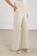 Afbeelding in Gallery-weergave laden, Jill Pants Scuba NKS09008 17 Off White
