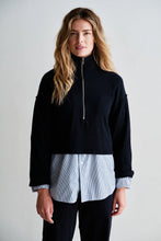 Afbeelding in Gallery-weergave laden, JumperW26T130555navy__1
