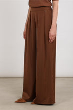 Afbeelding in Gallery-weergave laden, JunePantsShinyNKF09068385Espresso__2
