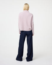 Afbeelding in Gallery-weergave laden, Kim Pullover 252P019 654 Rose
