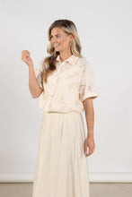 Afbeelding in Gallery-weergave laden, LeonoraBlouseNKS021249Sand__2
