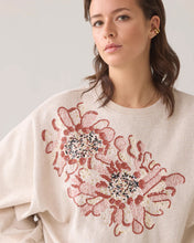 Afbeelding in Gallery-weergave laden, Long sleeve embellished sweatshirt 3s5109-30656 000702 - Pebble beige
