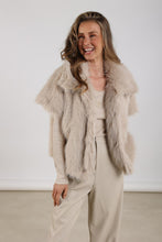 Afbeelding in Gallery-weergave laden, Loua Gilet NKF08002 9 Sand
