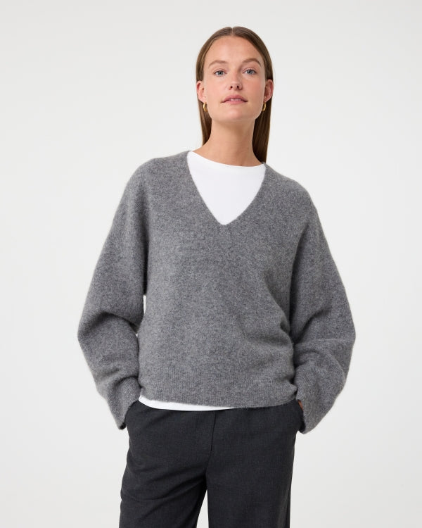 Lucia Pullover 252P020 22 Mid Grey