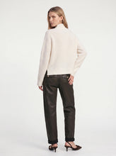 Afbeelding in Gallery-weergave laden, MMAymenCoatedPant184630160Delicioso__2
