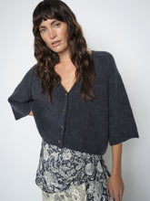 Afbeelding in Gallery-weergave laden, MMThoraLizetKnitCardigan180440191Indiaink__1
