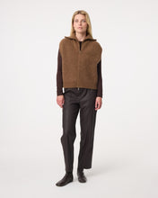 Afbeelding in Gallery-weergave laden, MannyCardigan262P031219MidBrown__3
