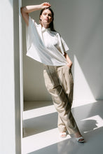 Afbeelding in Gallery-weergave laden, MieeilleS6shirtAimee-20260014Off-white__1
