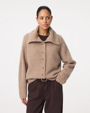 Afbeelding in Gallery-weergave laden, MiloCardigan262P040203Walnut__1
