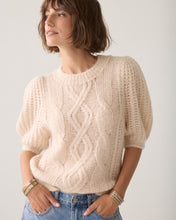 Afbeelding in Gallery-weergave laden, PuffsleevesweaterCozycableknit7s8041-70102000122-Ivory__1
