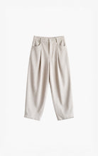 Afbeelding in Gallery-weergave laden, SanDiegoW6RibcordTrouserAimee-20260052Off-white__2
