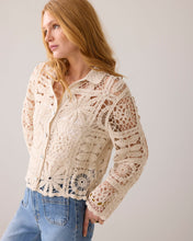 Afbeelding in Gallery-weergave laden, Short cardigan flower crochet knit 7s7920-70021 000122 - Ivory
