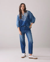 Afbeelding in Gallery-weergave laden, Shortsleeve top Cotton Indigo Sateen 2s3217-11631 000490 - Indigo
