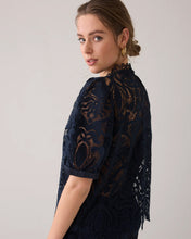Afbeelding in Gallery-weergave laden, Short sleeve top Lace 2s3255-12182 000480 - Navy noir
