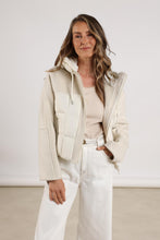 Afbeelding in Gallery-weergave laden, Sienna Jacket NKF13076 56 Off White
