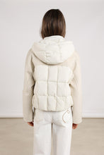Afbeelding in Gallery-weergave laden, Sienna Jacket NKF13076 56 Off White
