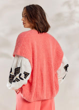 Afbeelding in Gallery-weergave laden, Sleeveless cardigan mohair blend knit 7s5814-7956 555 Bright Coral
