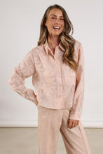 Afbeelding in Gallery-weergave laden, Sorrento blouse flower NKF02024 266 Dusty Pink
