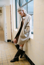 Afbeelding in Gallery-weergave laden, TokyoW6ponchoAimee-20260054SandMelange__2
