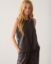 Afbeelding in Gallery-weergave laden, TopSoftfauxleather2s3557-12526000754-Darkchocolate__1
