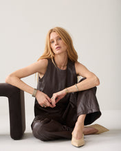Afbeelding in Gallery-weergave laden, TopSoftfauxleather2s3557-12526000754-Darkchocolate__3
