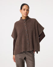 Afbeelding in Gallery-weergave laden, TovePoncho262P041202Choco__1
